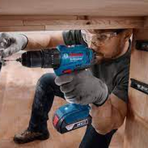 Cách sử dụng chế độ đảo chiều trên máy khoan