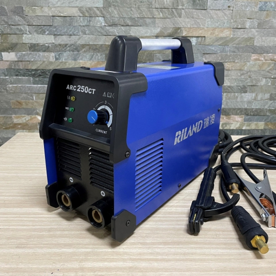 Máy Hàn Que Riland Arc 250CT