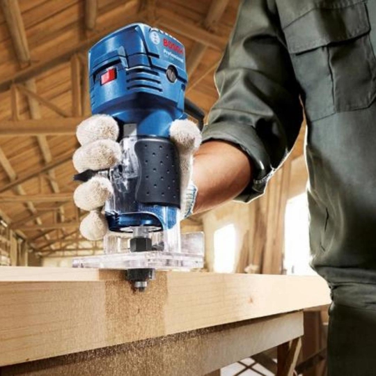 Máy phay gỗ Bosch GKF 550 công suất 550W