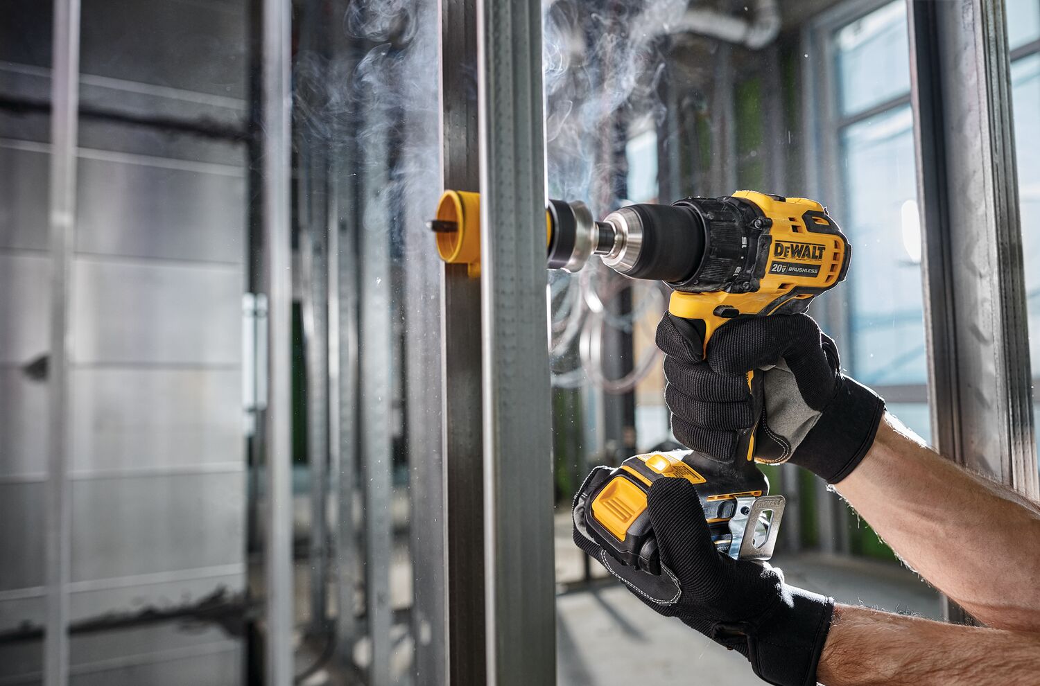 Cách chọn máy khoan pin Dewalt phù hợp với từng nhu cầu sử dụng