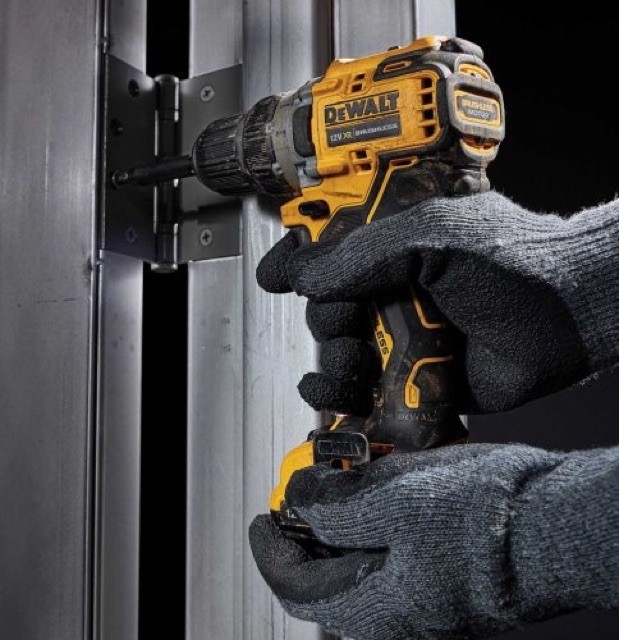Những lỗi thường gặp khi dùng máy khoan Dewalt và cách khắc phục hiệu quả